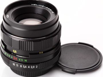 Helios 58mm 44M with Sony FE adapter