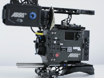 Alexa 35 production set